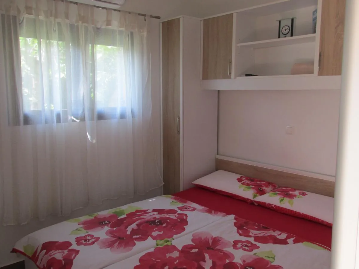 Guesthouse Suzy Pula